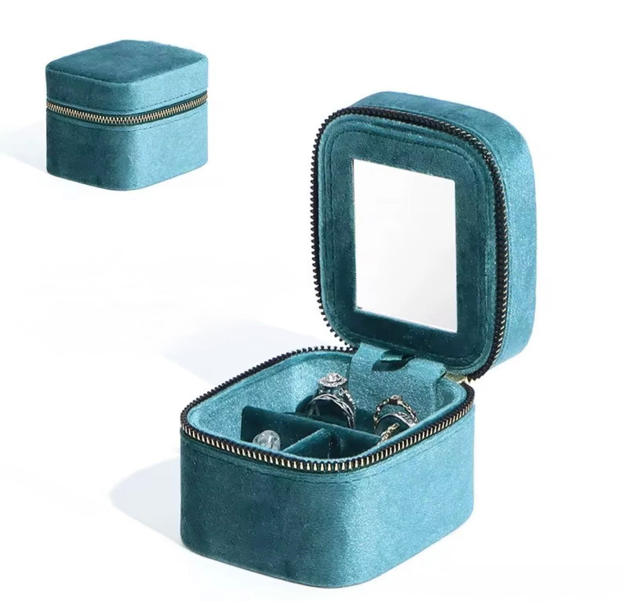 Velvet Travel Jewelry Box with Mirror – Compact Jewelry Organizer for Rings, Earrings & Necklaces